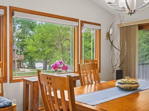 Dining - 1403 Pier Dr, Lake Summerset, IL 61019 photo 4 of 4