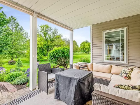 Exterior - 1403 Pier Dr, Lake Summerset, IL 61019 photo 11 of 14
