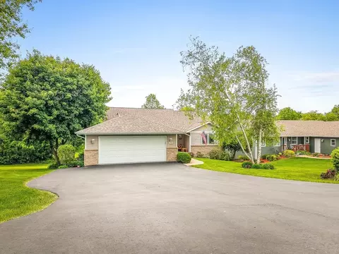 Exterior - 1403 Pier Dr, Lake Summerset, IL 61019 photo 13 of 14