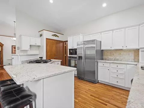 Kitchen - 1403 Pier Dr, Lake Summerset, IL 61019 photo 1 of 5