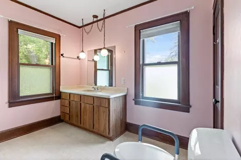 309 W State St, Cherry Valley, IL 61016 photo 15