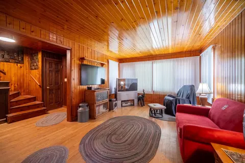 Living - 5223 Glen Dr, Roscoe, IL 61073 photo 1 of 2