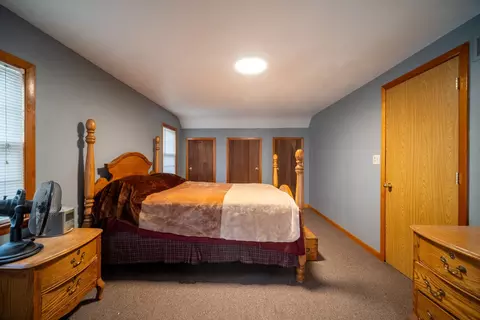 Bedroom - 5223 Glen Dr, Roscoe, IL 61073 photo 1 of 4