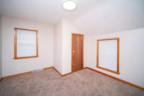 Bedroom - 5223 Glen Dr, Roscoe, IL 61073 photo 3 of 4