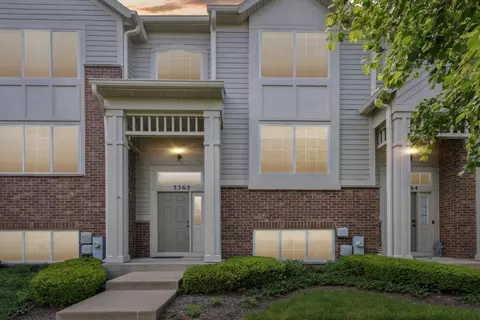 3362 Cameron Dr, Elgin, IL 60124