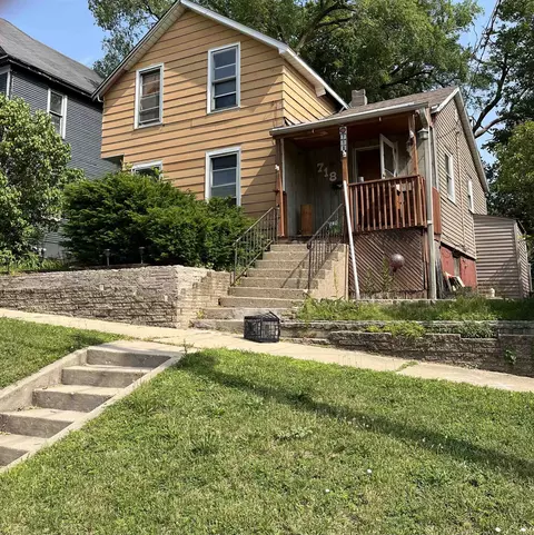 718 10th Ave, Rockford, IL 61104