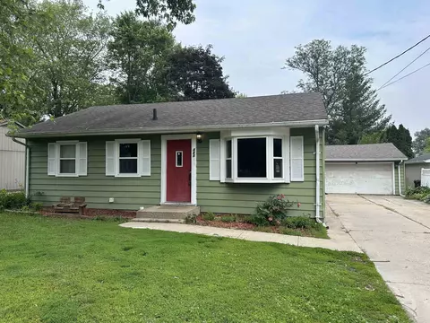 421 N Market St, Byron, IL 61010