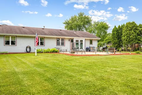 9650 Edgefield Rd, Roscoe, IL 61073 photo 38