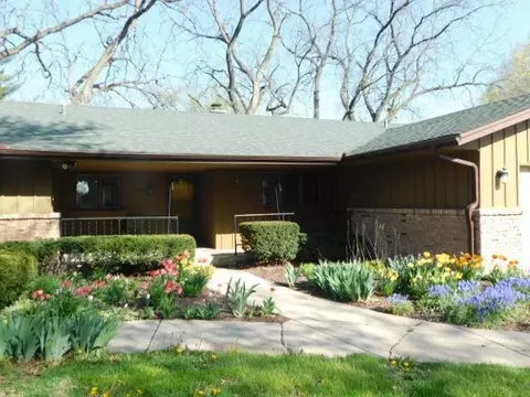 1314 Eastview Rd, Rockford, IL 61108