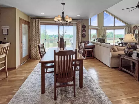 23-28 Broadview Dr, Lanark, IL 61046 photo 9