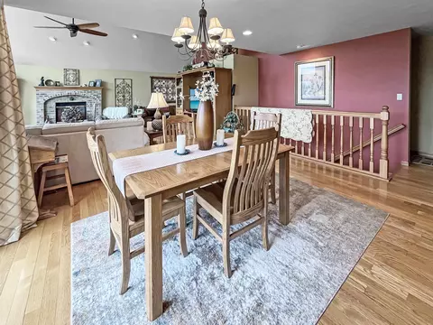 23-28 Broadview Dr, Lanark, IL 61046 photo 11