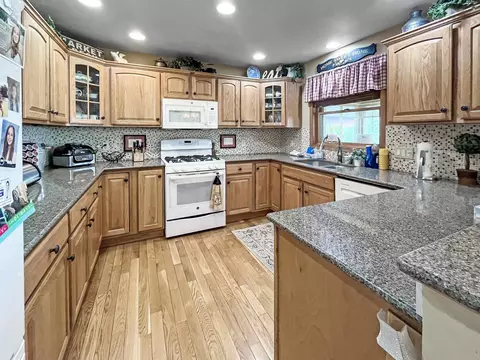 23-28 Broadview Dr, Lanark, IL 61046 photo 13