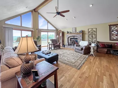23-28 Broadview Dr, Lanark, IL 61046 photo 6