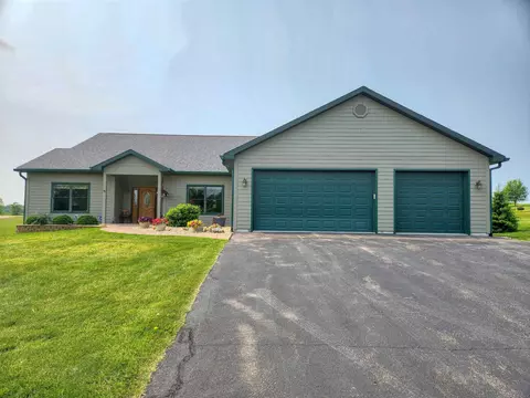 13-150 Spring Creek Dr, Lanark, IL 61046 photo 38