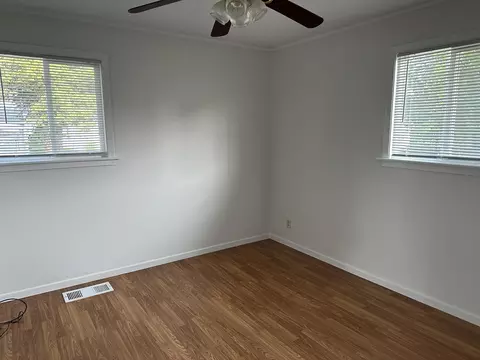 725 Empire, Freeport, IL 61032 photo 16