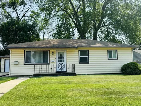 725 Empire, Freeport, IL 61032 photo 31