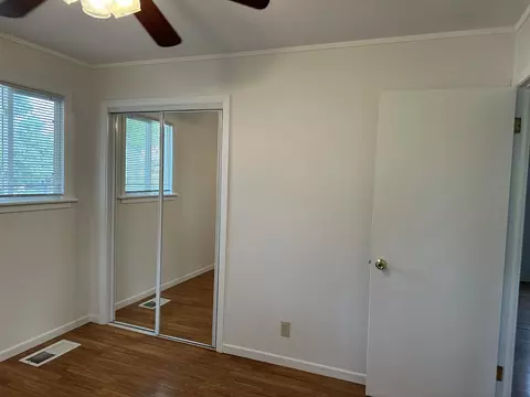 725 Empire, Freeport, IL 61032 photo 13