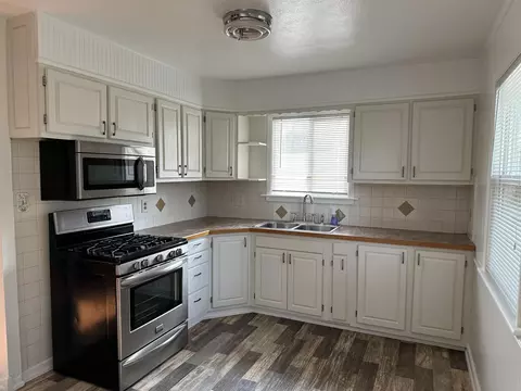 725 Empire, Freeport, IL 61032 photo 7