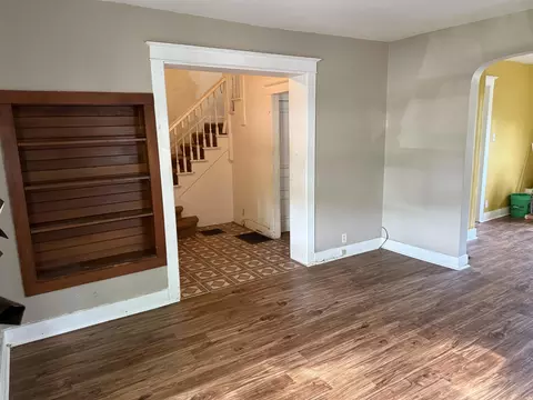 Living - 1473 S Float Ave, Freeport, IL 61032 photo 2 of 3
