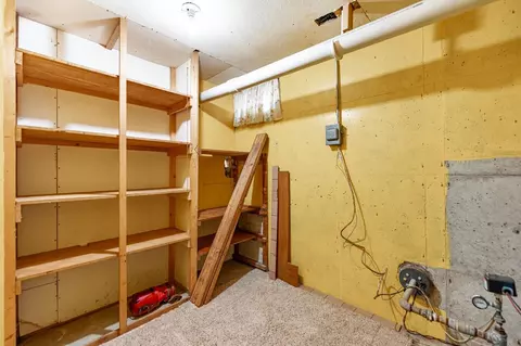 852 W Fairgrounds Rd, Freeport, IL 61032 photo 33