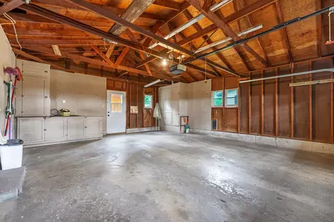852 W Fairgrounds Rd, Freeport, IL 61032 photo 16