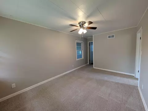 138 E River Rd, Rockton, IL 61072 photo 10
