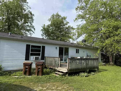 508 E Lincoln, Mount Carroll, IL 61053 photo 2
