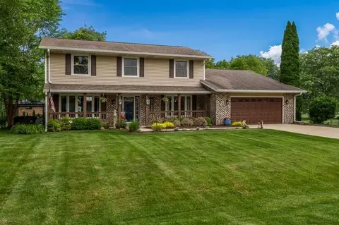 6647 Mindy Ln, Rockford, IL 61107