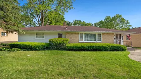 3427 Cross St, Rockford, IL 61108