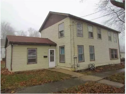 102-104 E Fulton St, Polo, IL 61064