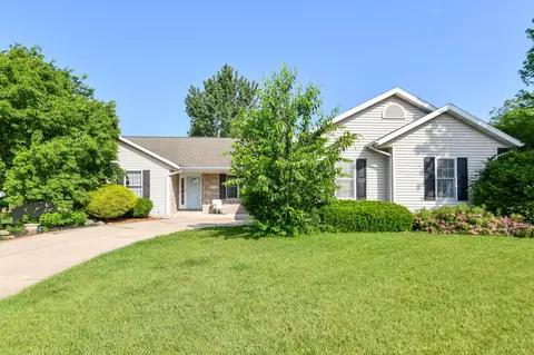229 Winesap Ct, Janesville, WI 53548