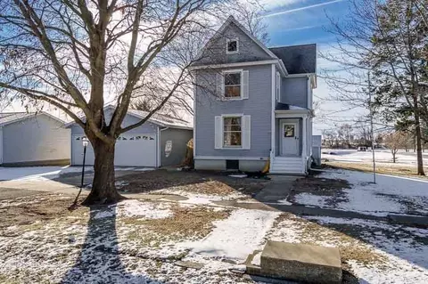 202 E Chicago Ave, Davis Junction, IL 61020 photo 5