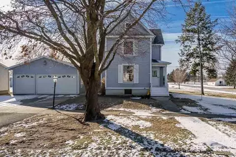 202 E Chicago Ave, Davis Junction, IL 61020 photo 4