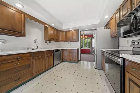 Kitchen - 6311 Blackhawk Rd, Cherry Valley, IL 61016 photo 2 of 4