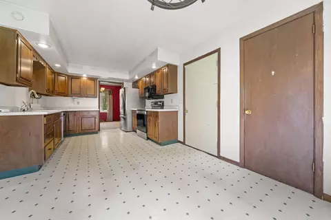 Kitchen - 6311 Blackhawk Rd, Cherry Valley, IL 61016 photo 4 of 4