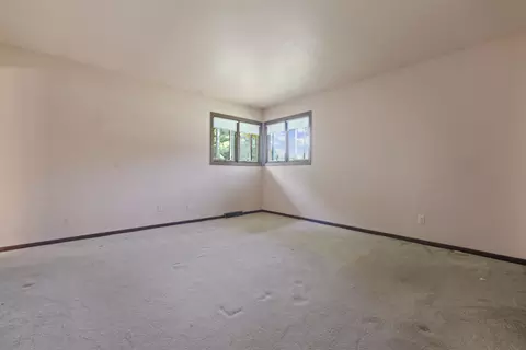 Bedroom - 6311 Blackhawk Rd, Cherry Valley, IL 61016 photo 1 of 7
