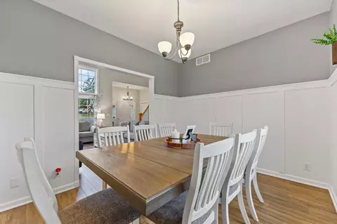 Dining - 2108 Lake Summerset, Lake Summerset, IL 61019 photo 2 of 2