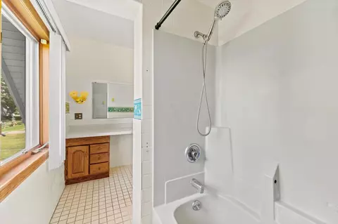 Bath - 604 Eply St, Davis, IL 61019 photo 3 of 3