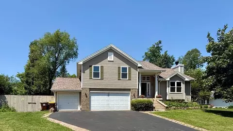 2173 Ivanelle Rd, Rockford, IL 61108