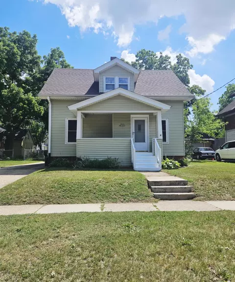 1219 Hackett St, Beloit, WI 53511