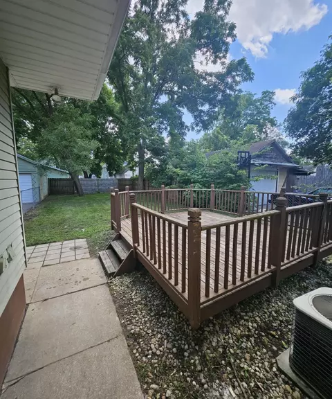 1219 Hackett St, Beloit, WI 53511 photo 17