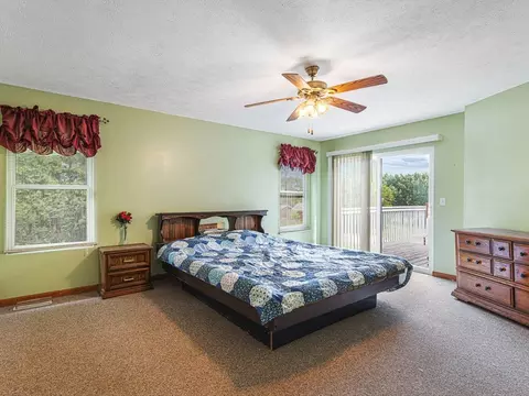 Bedroom - 1106 Drexel, Lake Summerset, IL 61019 photo 2 of 8