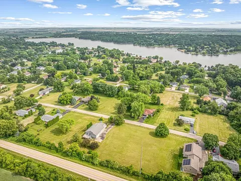 View/Area - 1106 Drexel, Lake Summerset, IL 61019 photo 3 of 5