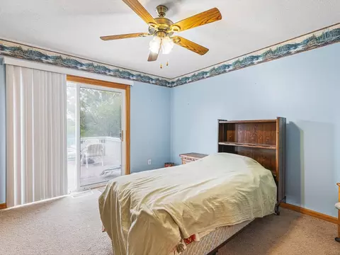 Bedroom - 1106 Drexel, Lake Summerset, IL 61019 photo 4 of 8