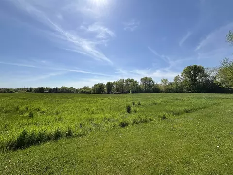 3620 S Prairie Rd, Rockford, IL 61101