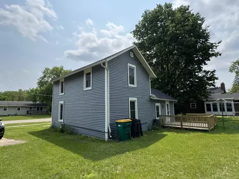 5688 Harrison St, Roscoe, IL 61073 photo 10