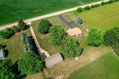 10676 Smith Rd, Pecatonica, IL 61063 photo 49