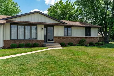 10676 Smith Rd, Pecatonica, IL 61063 photo 3