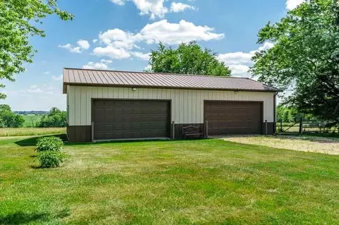 10676 Smith Rd, Pecatonica, IL 61063 photo 38