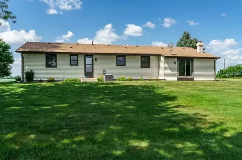 10676 Smith Rd, Pecatonica, IL 61063 photo 37